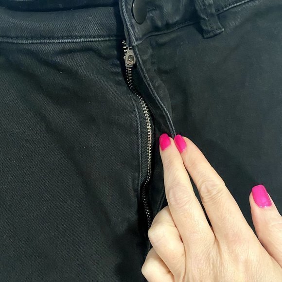 Everlane Cropped Slim Leg Regular High Rise Black Jeans Size 14 - Picture 2 of 8